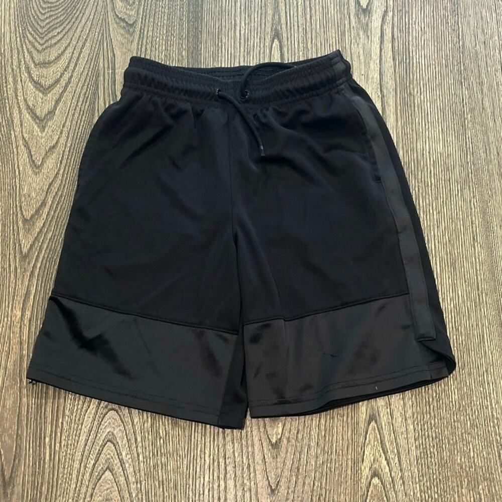 All In Motion Youth Boys Athletic Shorts Drawstring Elastic Waist Black Size M